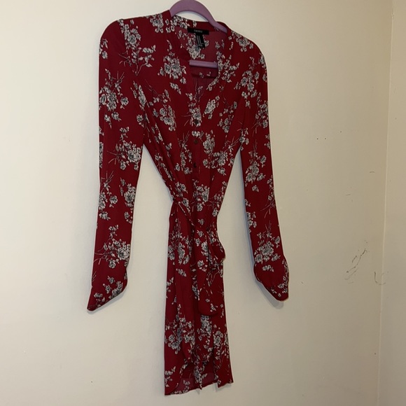 Forever 21 Red Floral Dress - Picture 4 of 6